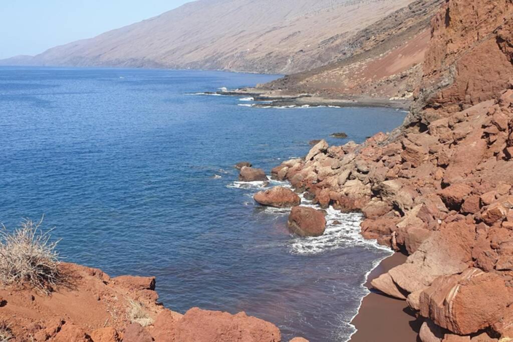 Apt Con Piscina Playa Roja, La Restinga Εξωτερικό φωτογραφία
